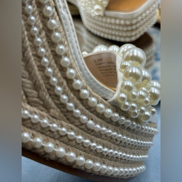 🆕 GIANNI BINI 🧿 NWOB Savanna Pearl Ornamented Platform Wedge Sandals, Sz 6.5 - Picture 15 of 16